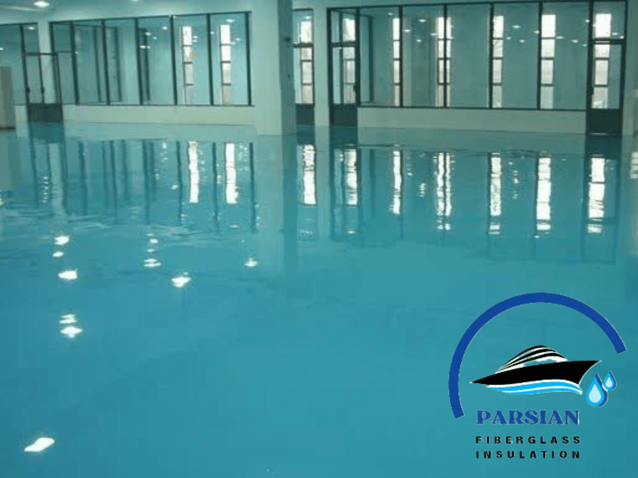 فایبرگلاس استخر؛ راهکاری مدرن برای آب‌بندی و افزایش عمر استخرهای قدیمی