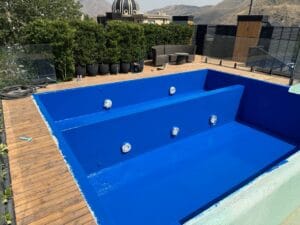 استخر آب بندی شده توسط تیم پارسیان